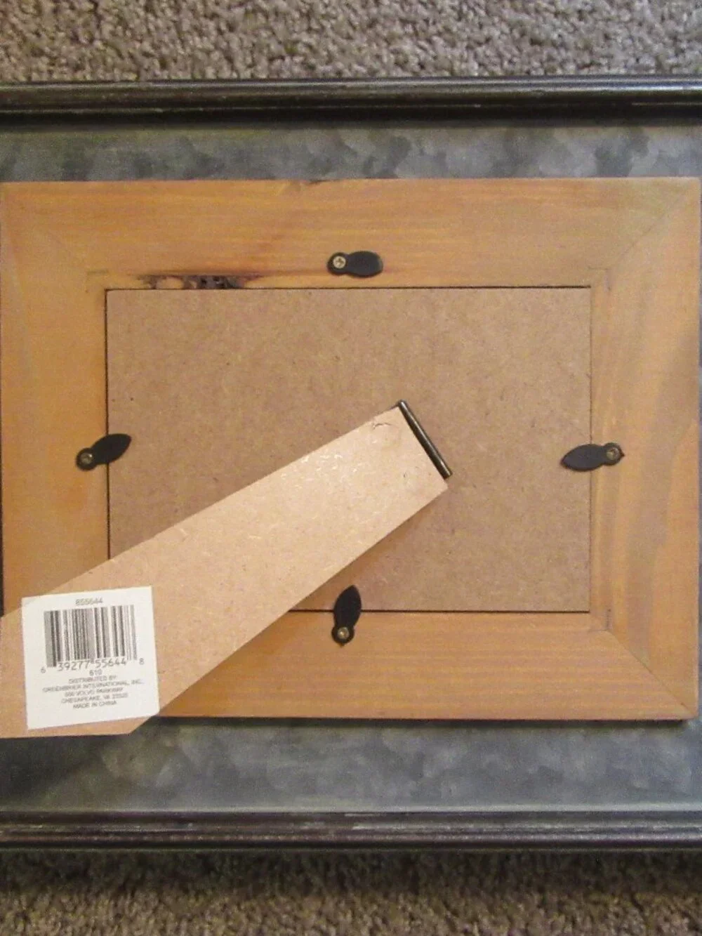Y2K light wood frame w. woodburned family theme words; 4x6 photo; grandmacore